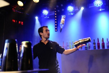 flair bartender - barman jongleur